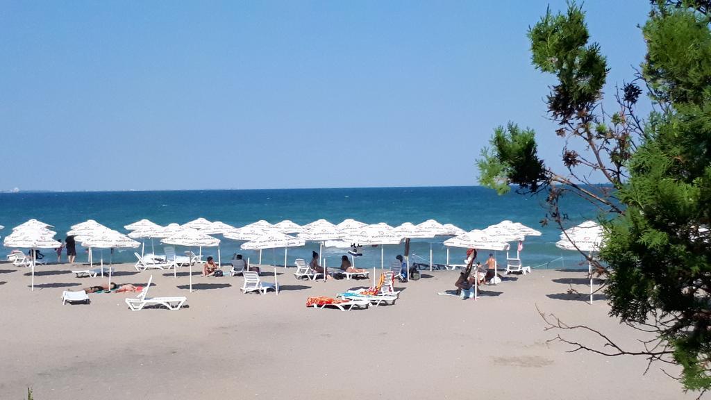 Apartments Flora Burgas City Exterior foto