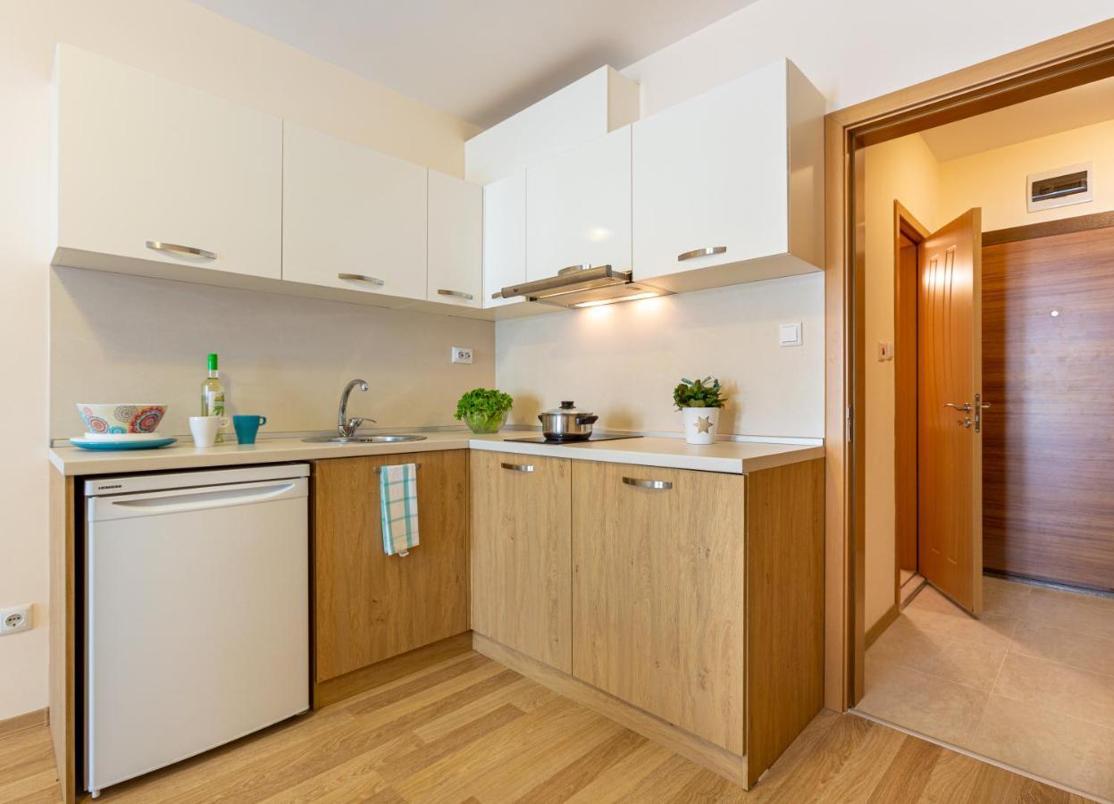 Apartments Flora Burgas City Exterior foto