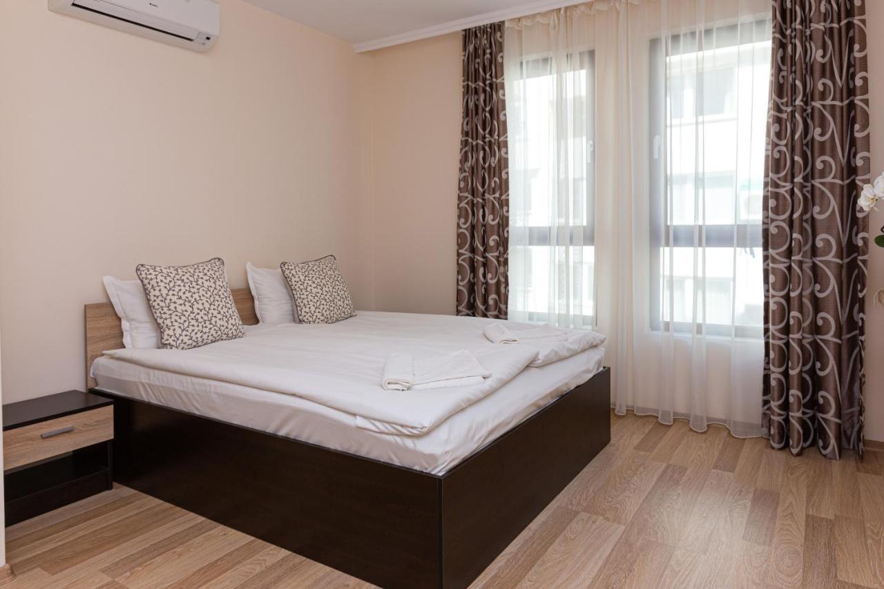 Apartments Flora Burgas City Exterior foto