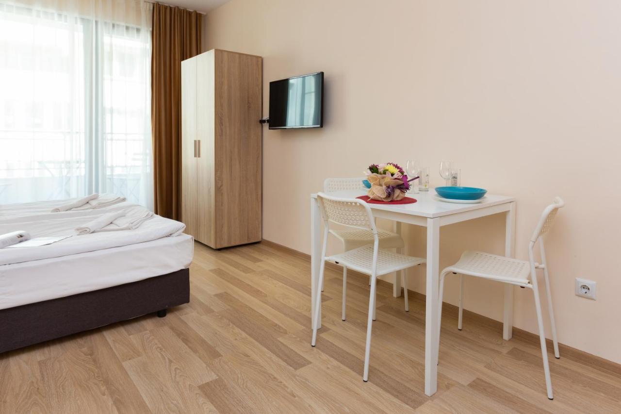 Apartments Flora Burgas City Exterior foto