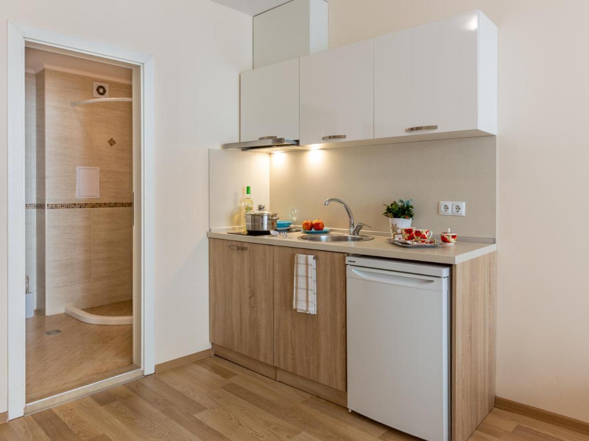 Apartments Flora Burgas City Exterior foto